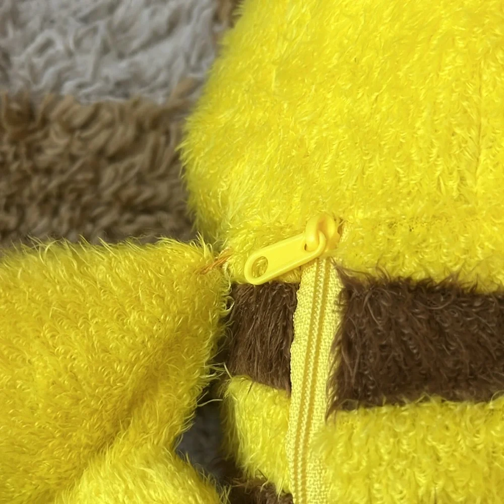 Banpresto Pokémon pikachu stuffed backpack